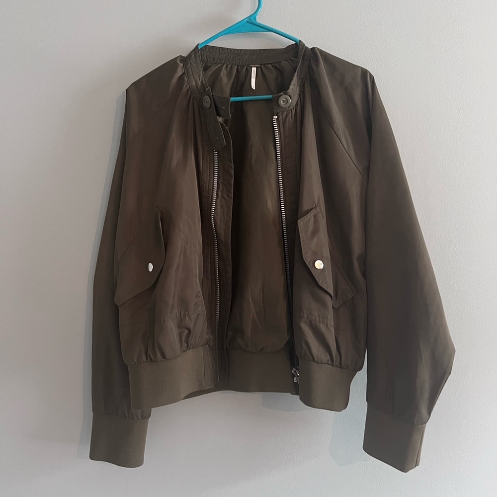 Green bomber